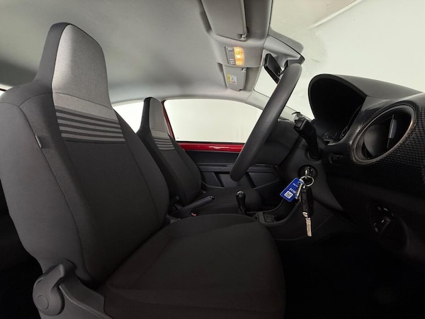 Used Volkswagen up! 2022 for sale - 75248238: Photo 15