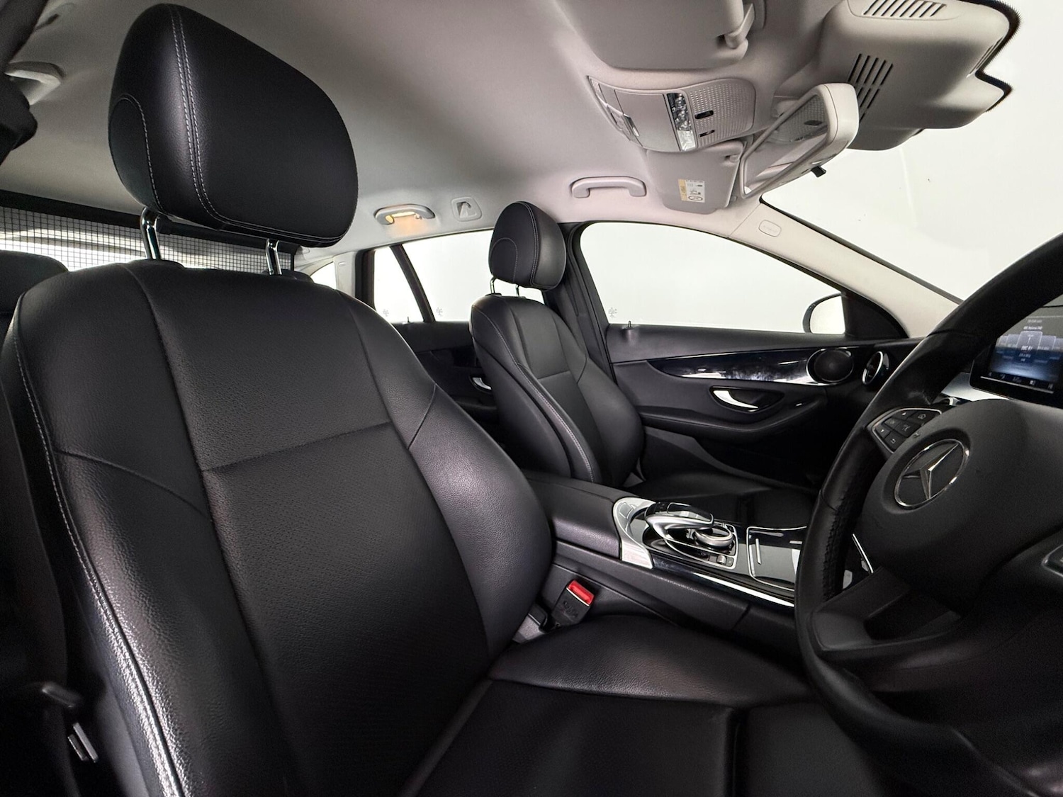 Used Mercedes-Benz C Class 2016 for sale - 77803039: Photo 10