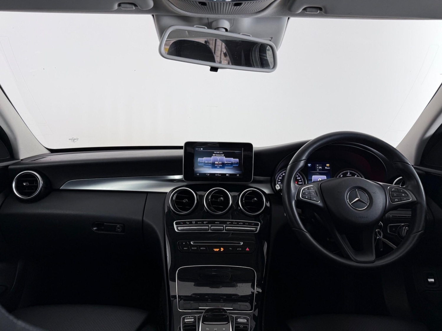 Used Mercedes-Benz C Class 2016 for sale - 77803039: Photo 14