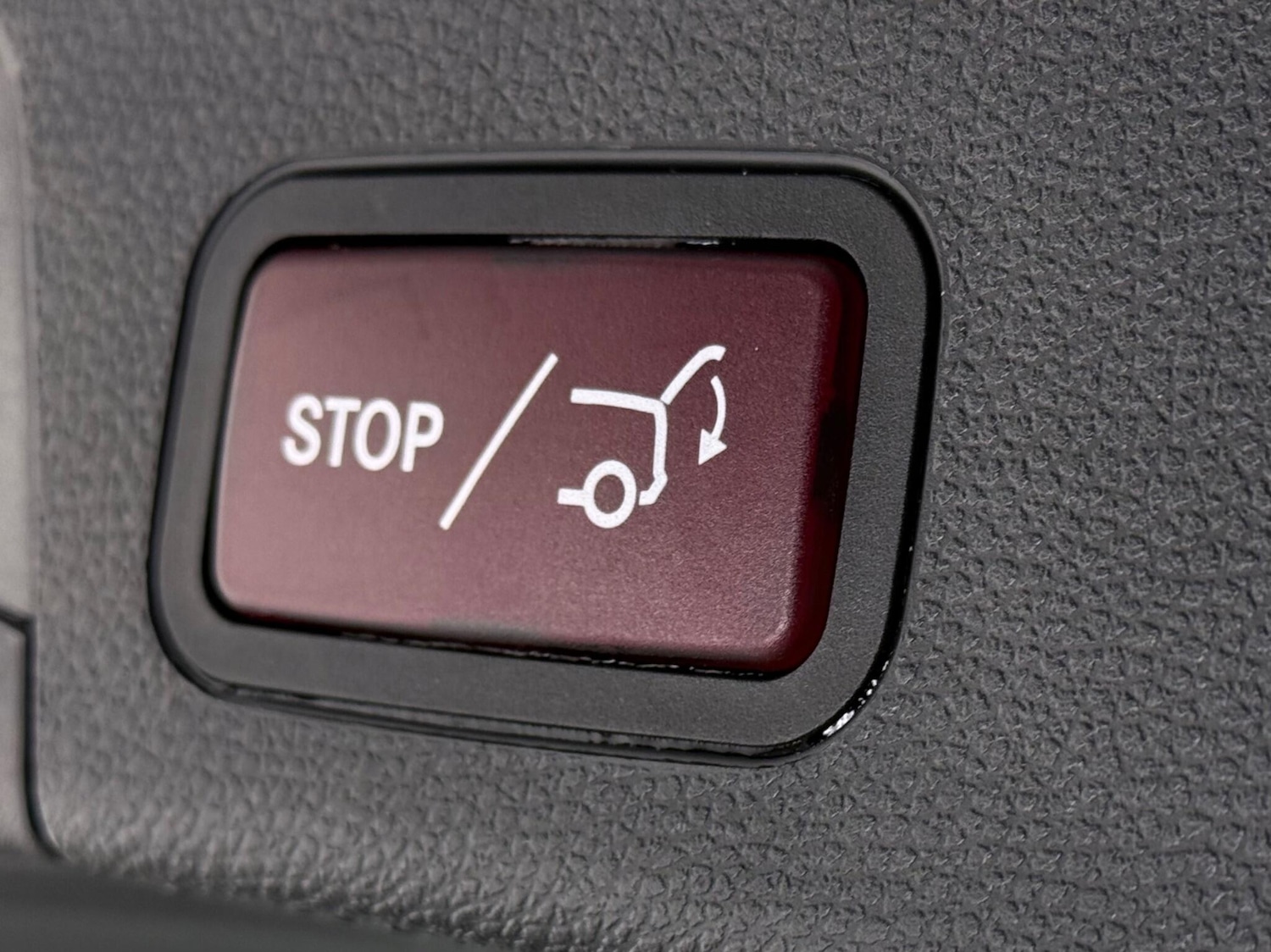 Used Mercedes-Benz C Class 2016 for sale - 77803039: Photo 7