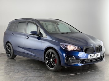 Used BMW 2 Series 2018 for sale - 76467032: Photo