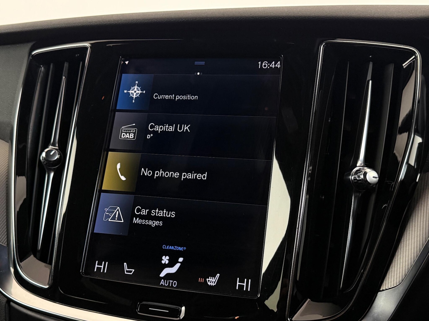 Used Volvo V60 2021 for sale - 77246440: Photo 24