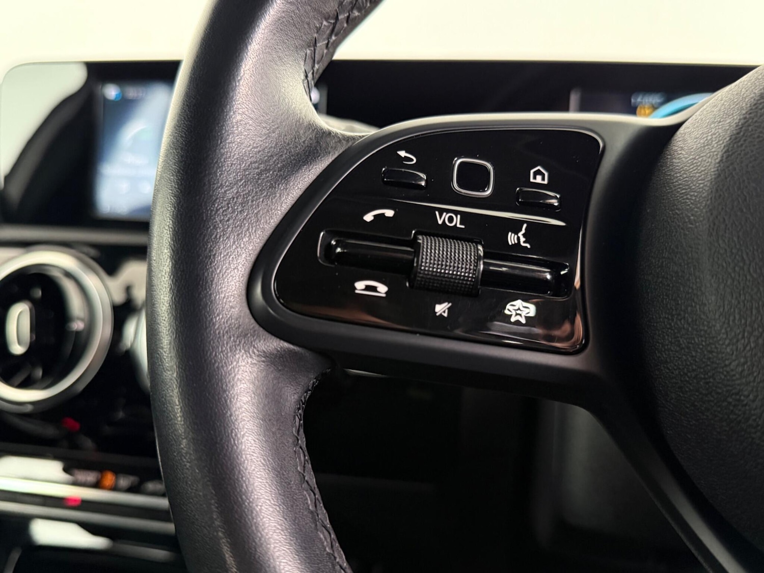 Used Mercedes-Benz A-Class 2020 for sale - 77259604: Photo 16