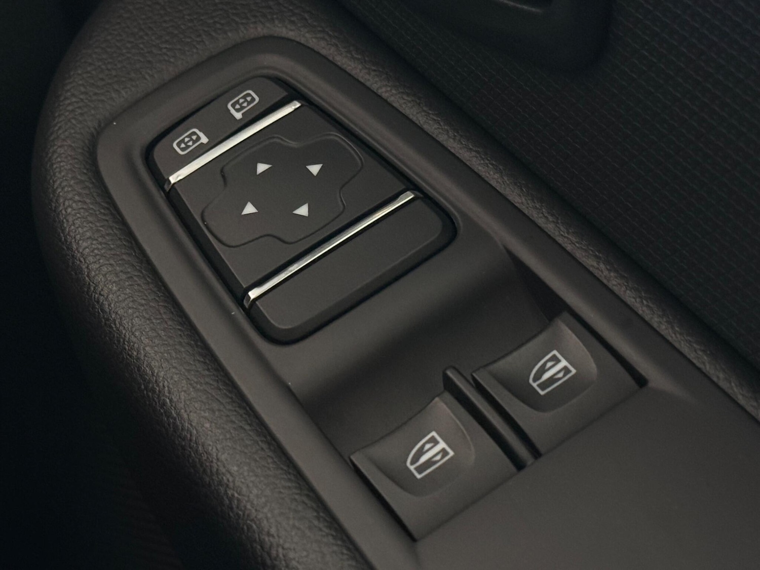 Used Renault Clio 2019 for sale - 77738813: Photo 27