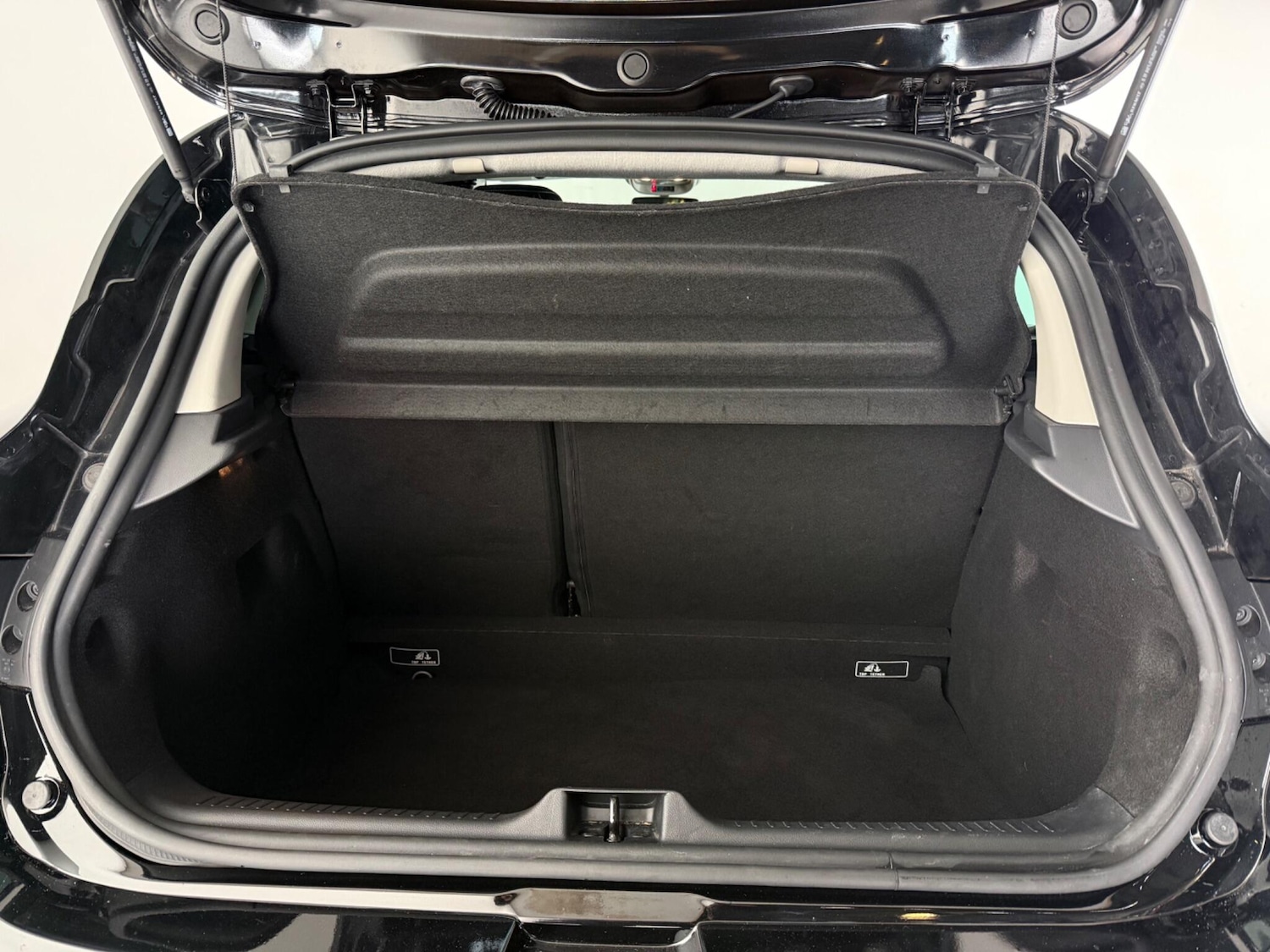 Used Renault Clio 2019 for sale - 77738813: Photo 9