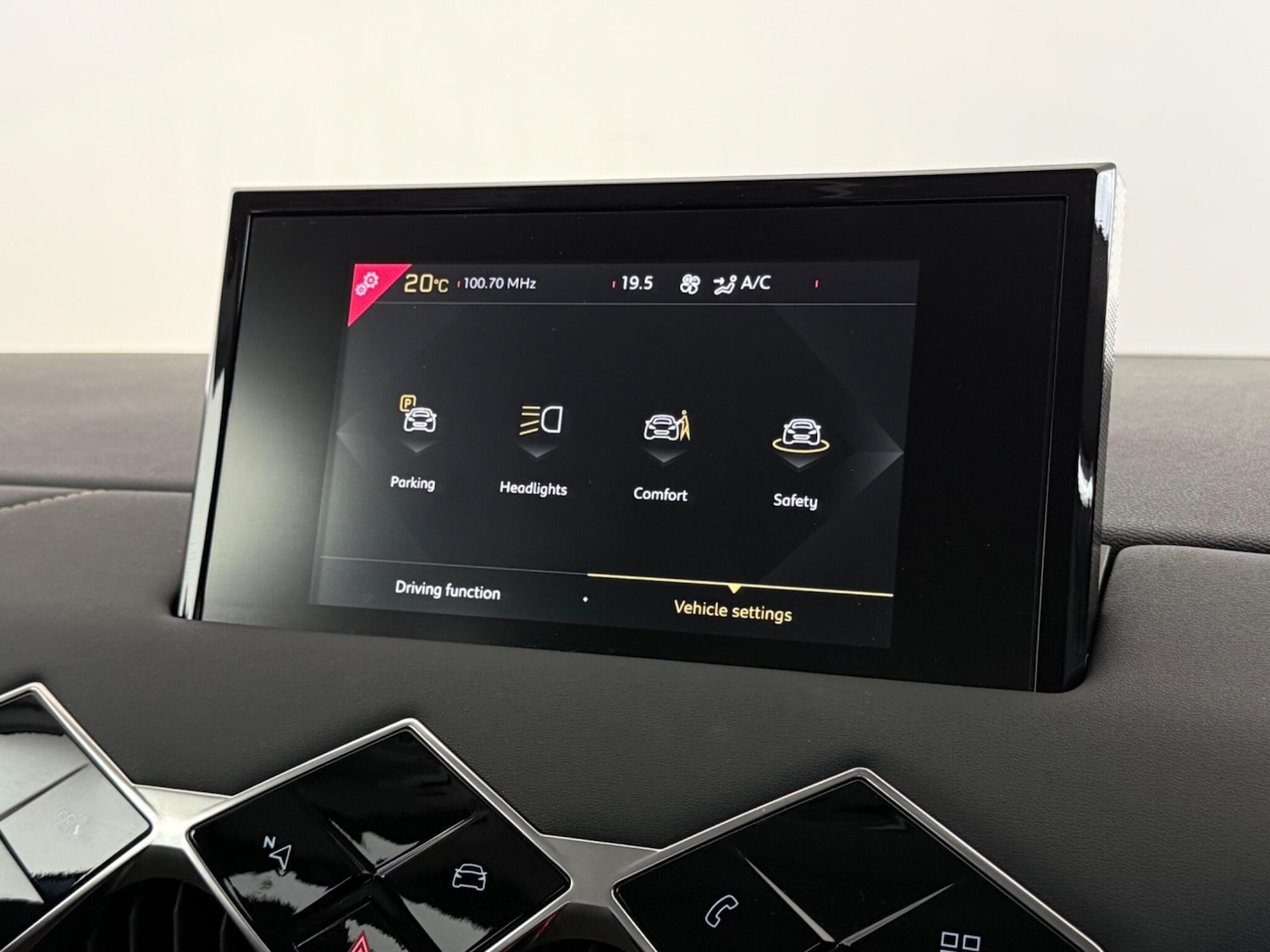 Used DS Automobiles DS 3 Crossback 2022 for sale - 77243998: Photo 24