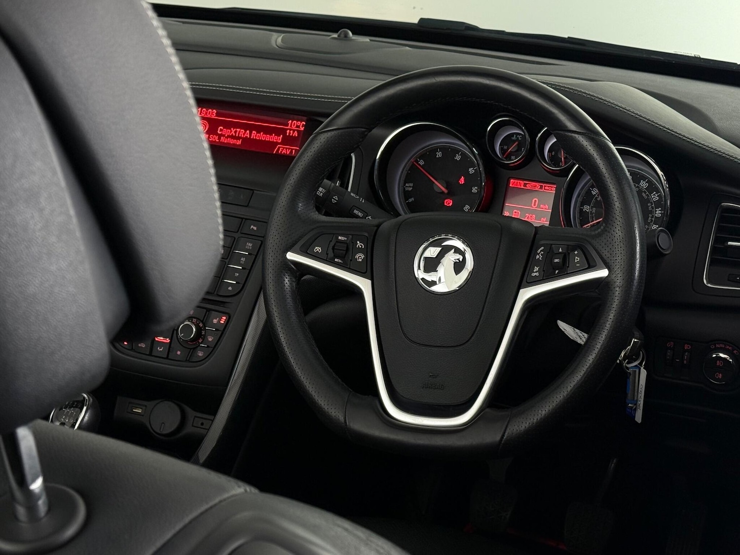 Used Vauxhall Cascada 2016 for sale - 76467160: Photo 22