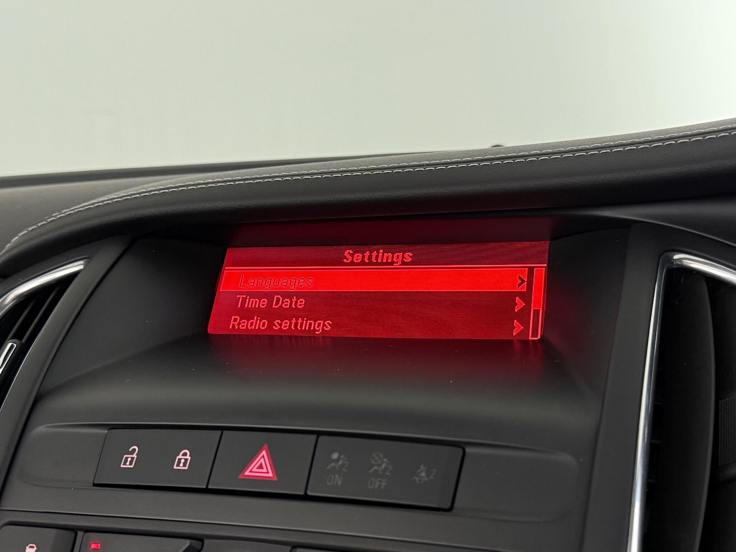 Used Vauxhall Cascada 2016 for sale - 76467160: Photo 33