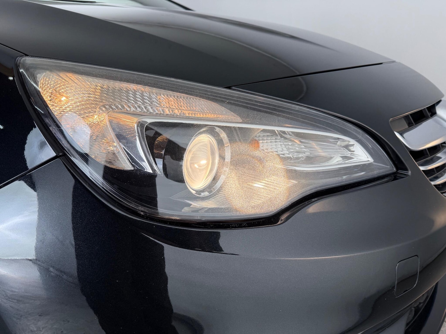 Used Vauxhall Cascada 2016 for sale - 76467160: Photo 8