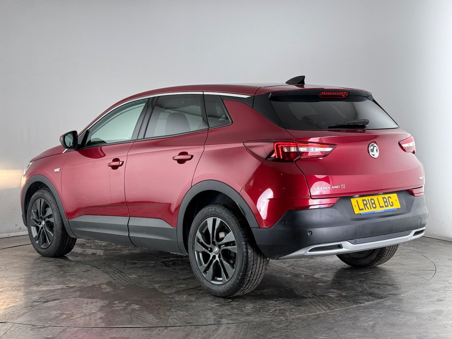 Used Vauxhall Grandland X 2018 for sale - 77182399: Photo 3