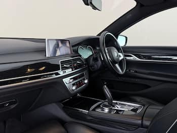 Used BMW 7 Series 2019 for sale - 79670270: Photo