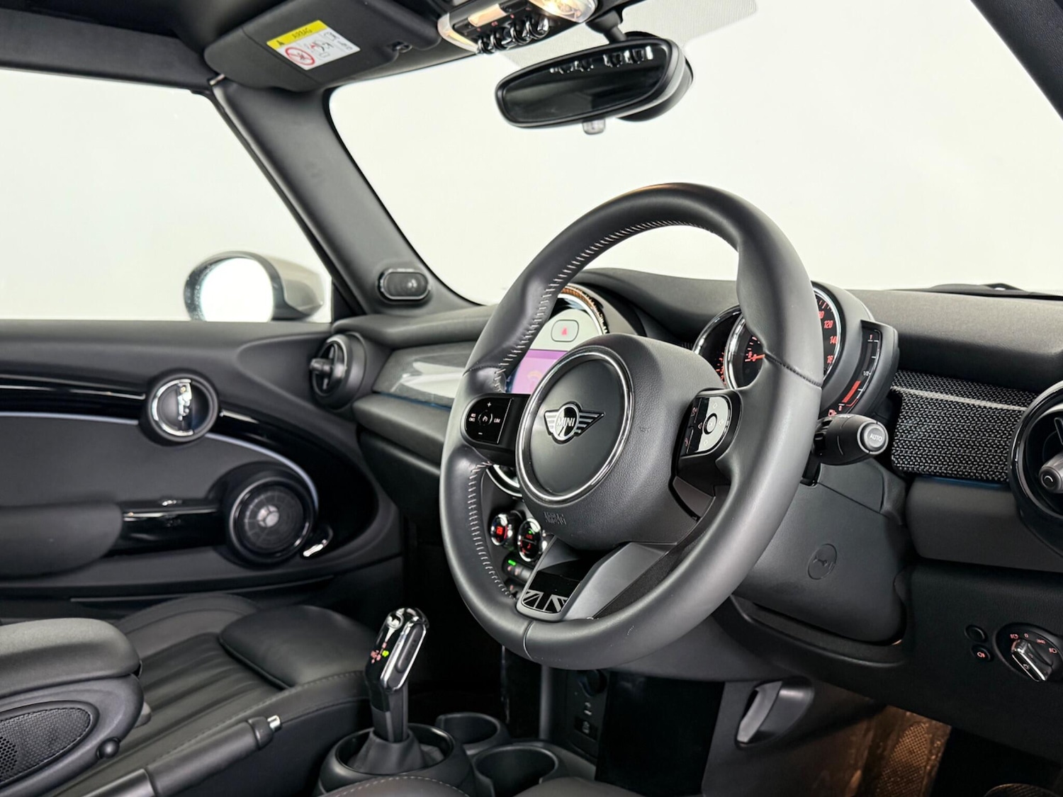 Used MINI Convertible 2022 for sale - 77412421: Photo 18