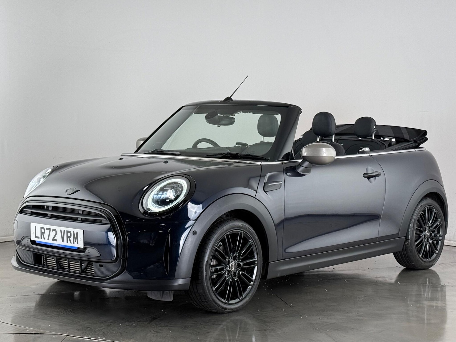 Used MINI Convertible 2022 for sale - 77412421: Photo 2