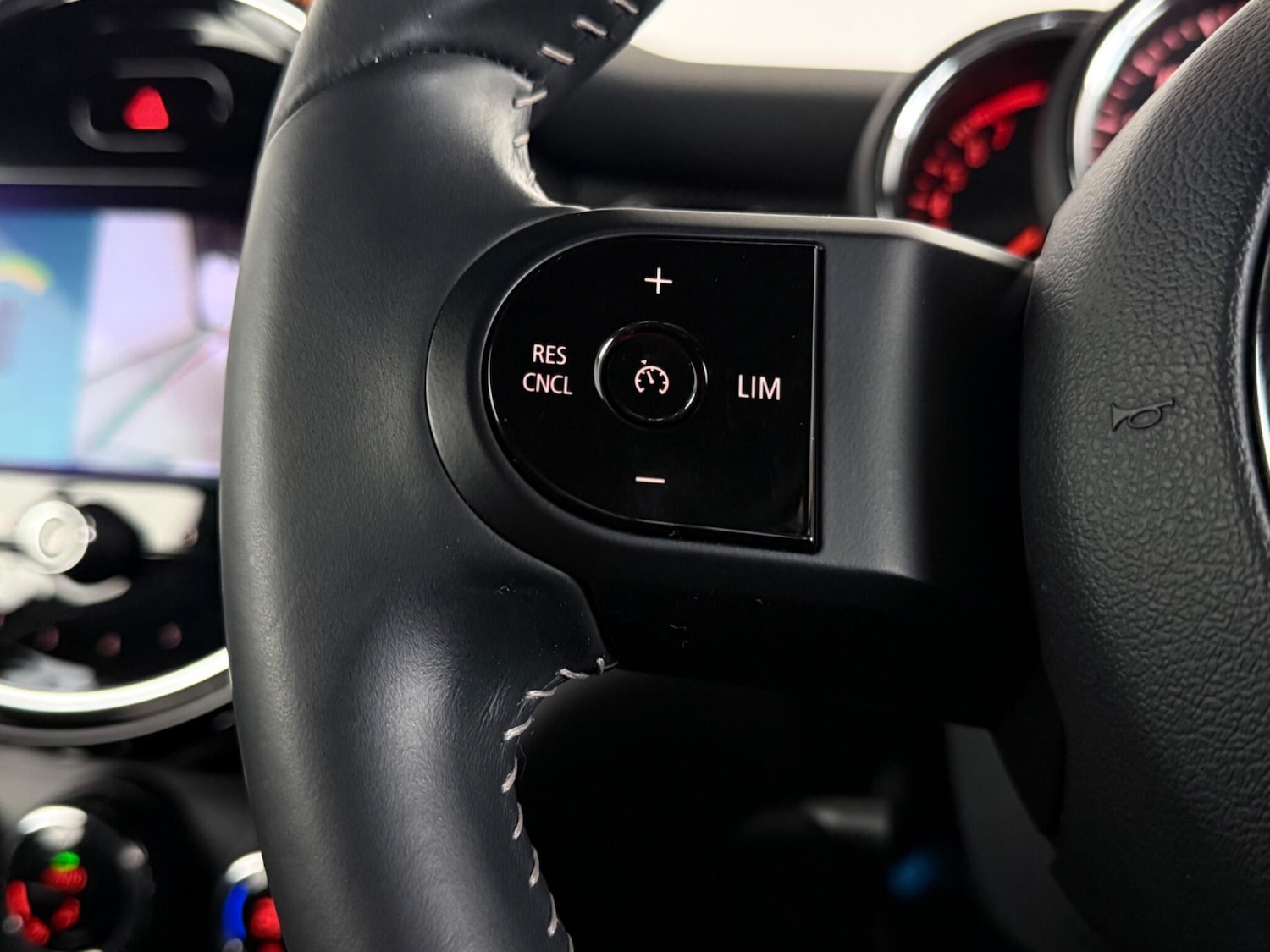 Used MINI Convertible 2022 for sale - 77412421: Photo 23