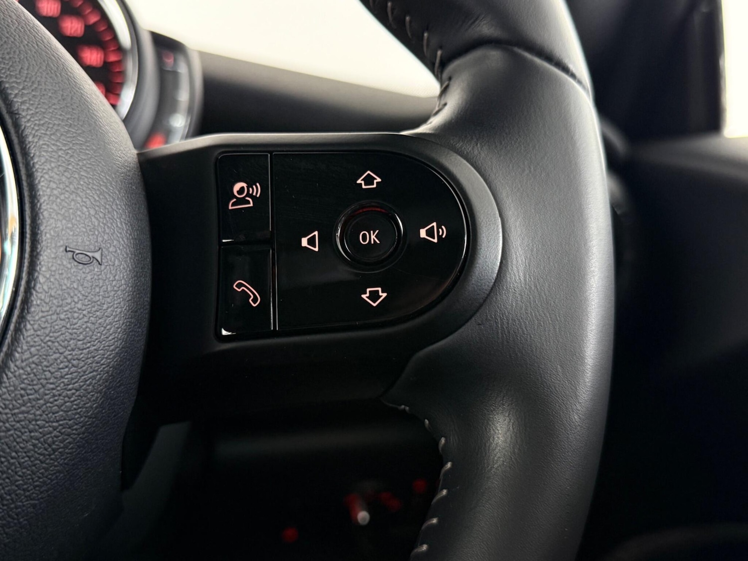 Used MINI Convertible 2022 for sale - 77412421: Photo 25