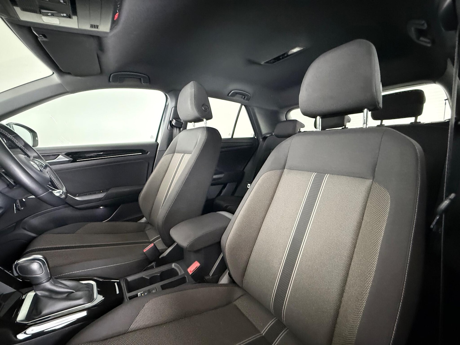 Used Volkswagen T-Roc 2021 for sale - 78185856: Photo 11