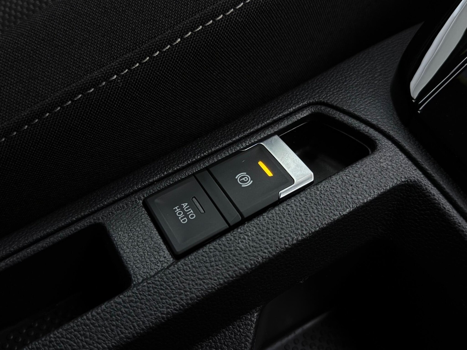 Used Volkswagen T-Roc 2021 for sale - 78185856: Photo 31