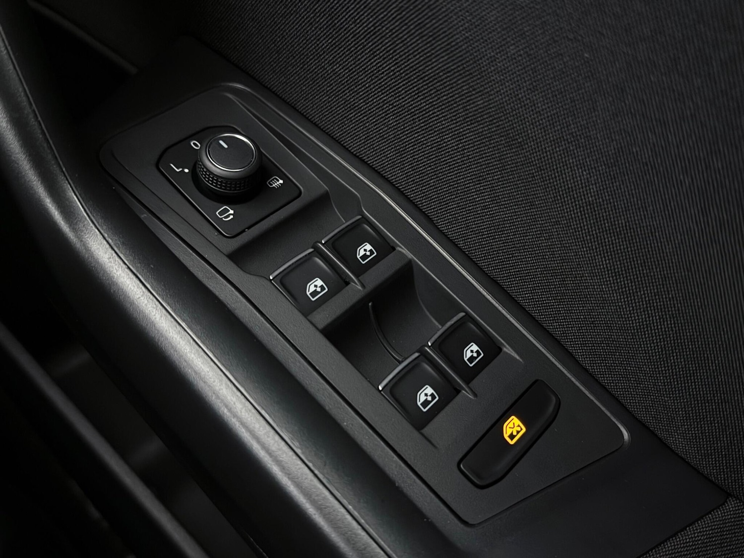 Used Volkswagen T-Roc 2021 for sale - 78185856: Photo 33