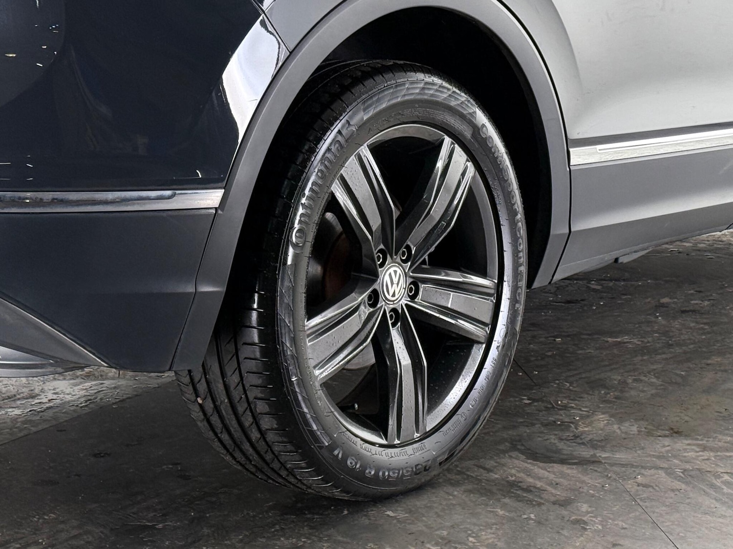 Used Volkswagen Tiguan 2019 for sale - 77054070: Photo 12