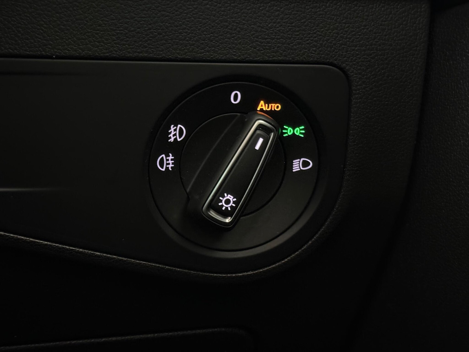 Used Volkswagen Tiguan 2019 for sale - 77054070: Photo 24