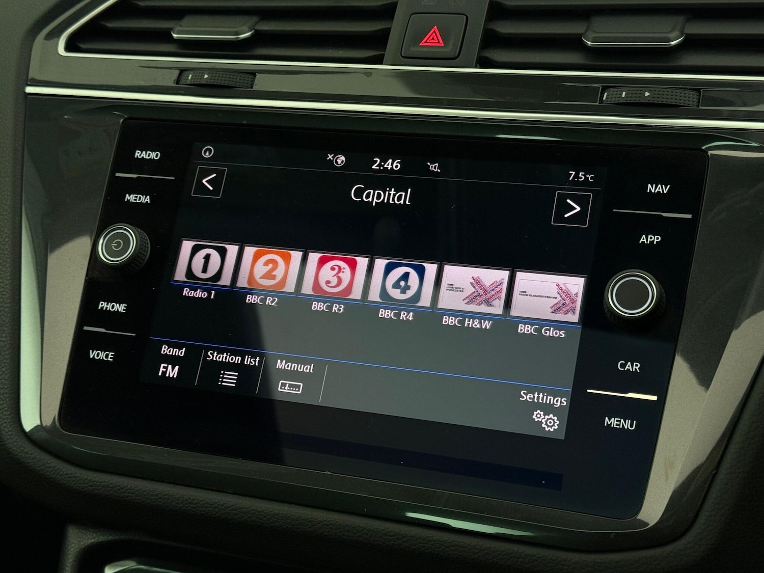 Used Volkswagen Tiguan 2019 for sale - 77054070: Photo 29