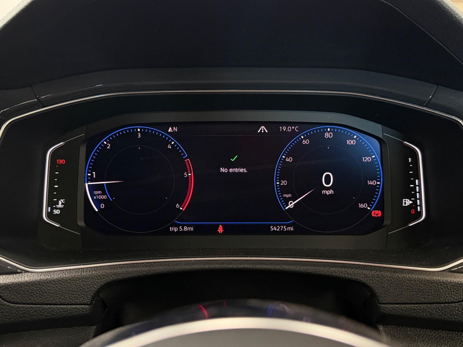 Used Volkswagen T-Roc 2019 for sale - 78157983: Photo 18