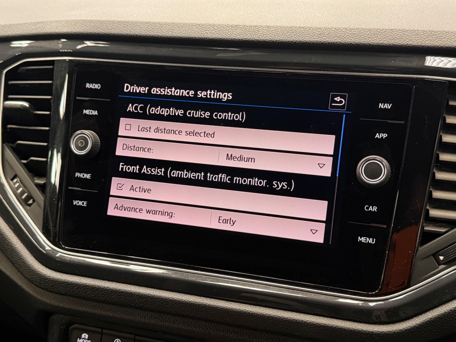 Used Volkswagen T-Roc 2019 for sale - 78157983: Photo 30