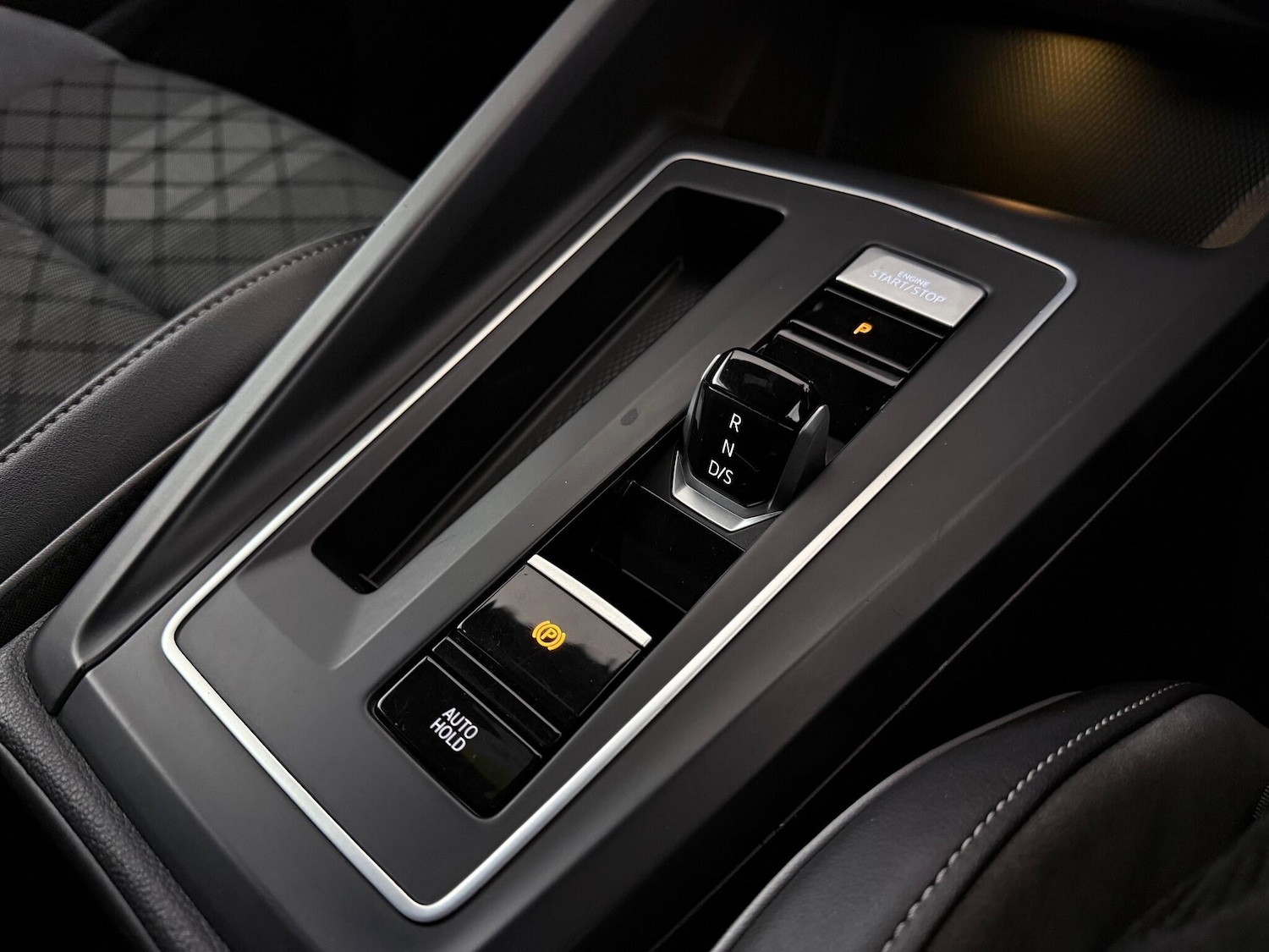 Used Volkswagen Golf 2020 for sale - 76467240: Photo 40