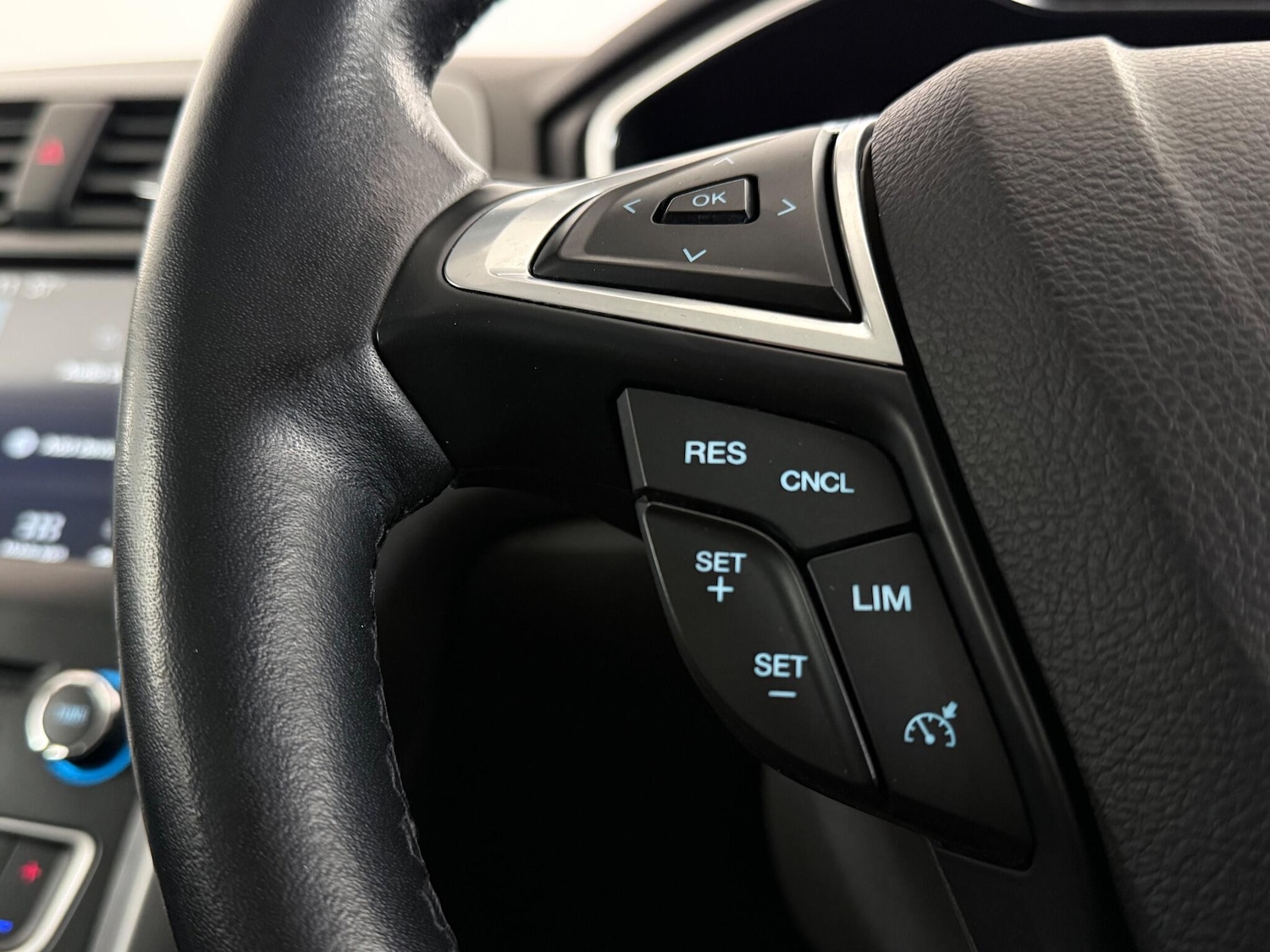 Used Ford Mondeo 2019 for sale - 77054051: Photo 24