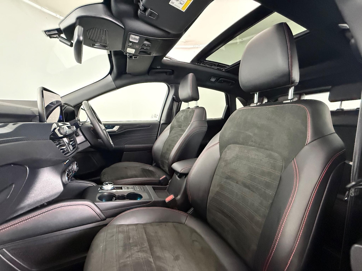 Used Ford Kuga 2023 for sale - 76467125: Photo 16