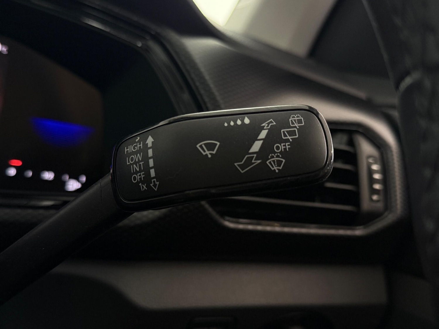 Used Volkswagen T-Cross 2022 for sale - 77182739: Photo 22