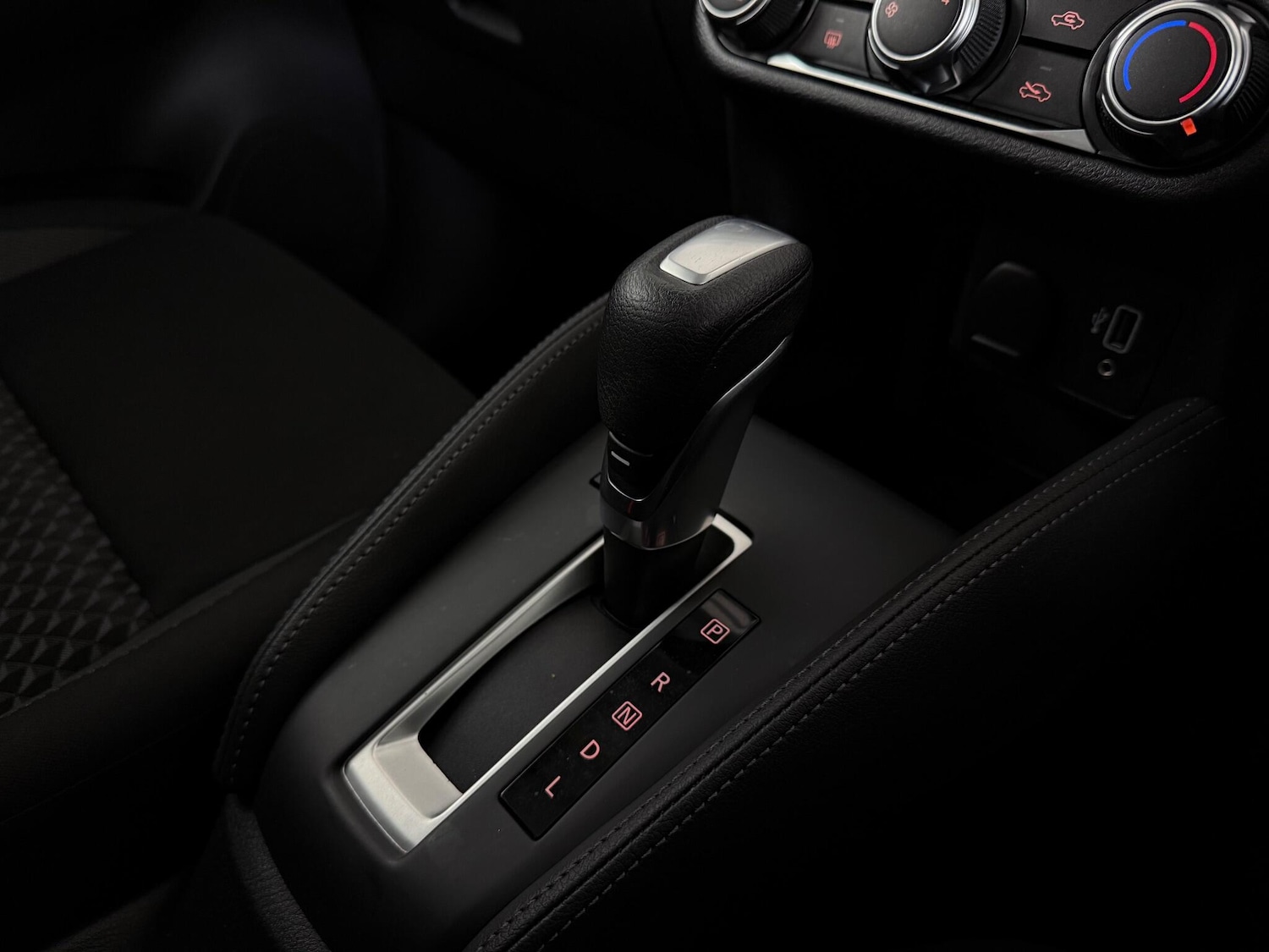 Used Nissan Micra 2021 for sale - 76467004: Photo 33