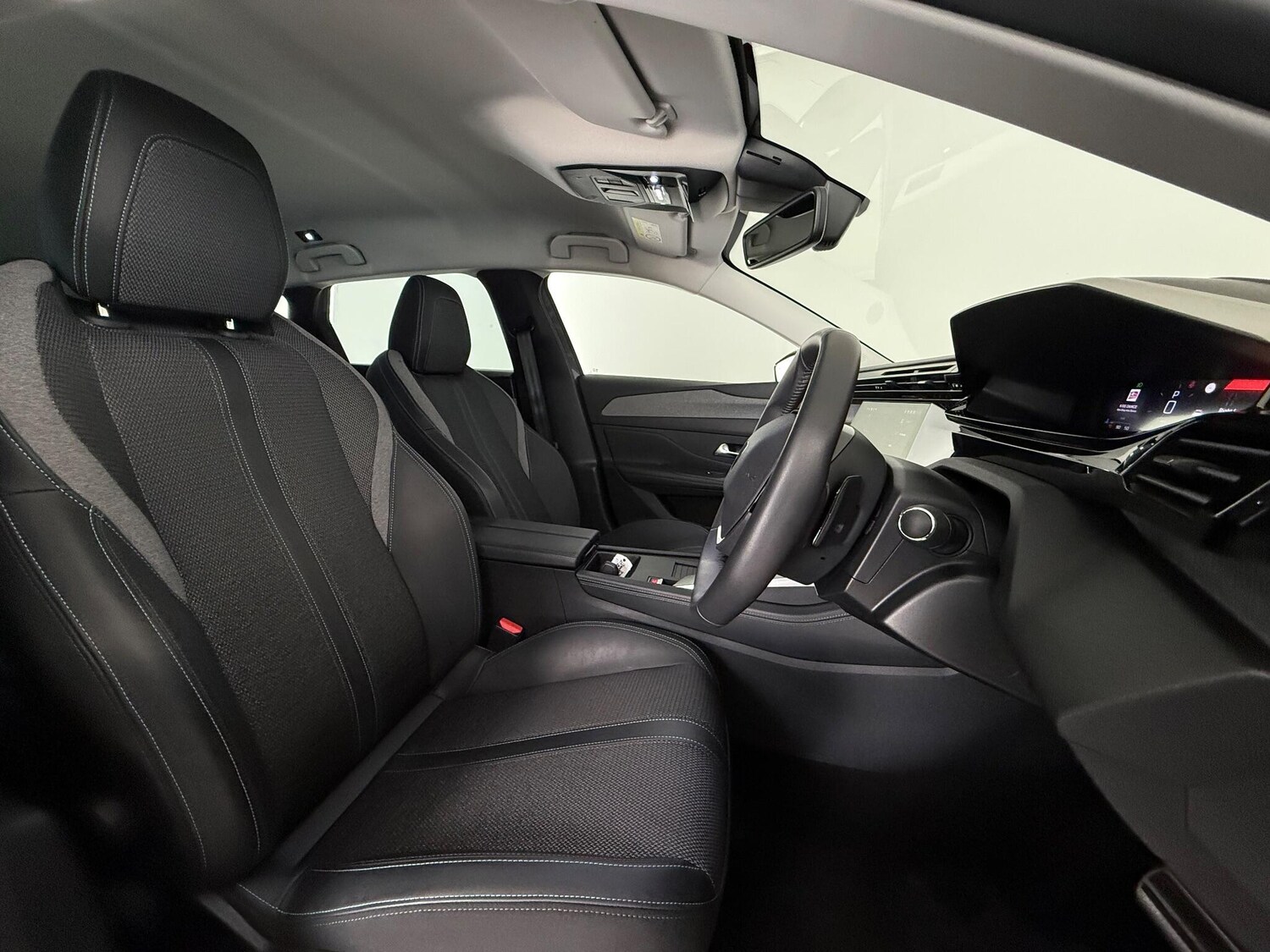 Used Peugeot 308 SW 2023 for sale - 76620571: Photo 15