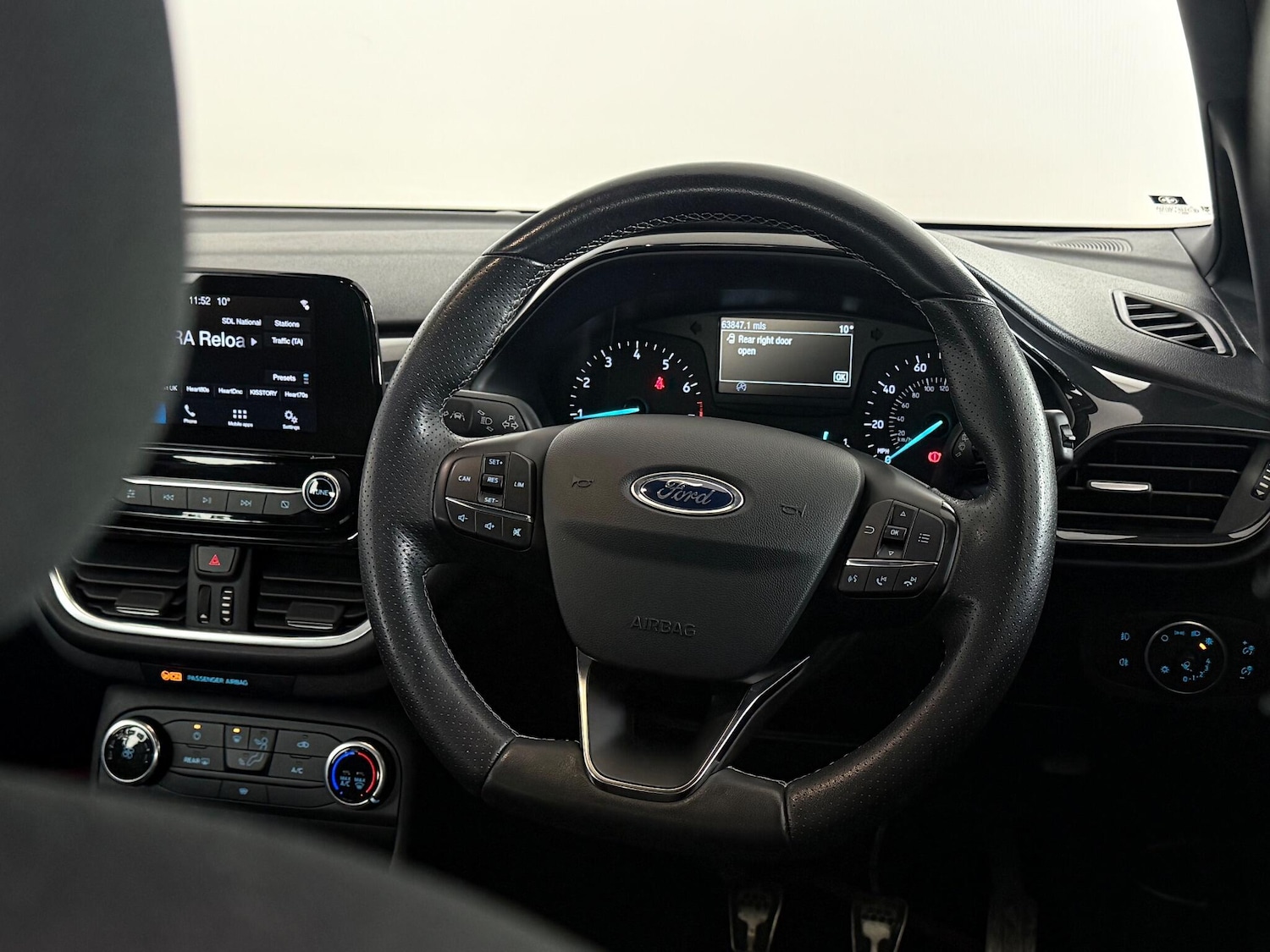 Used Ford Fiesta 2018 for sale - 77246382: Photo 16