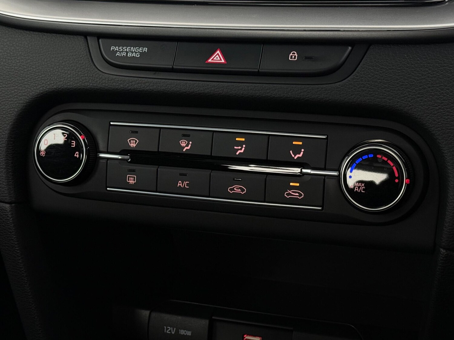 Used Kia XCeed 2020 for sale - 77744242: Photo 30