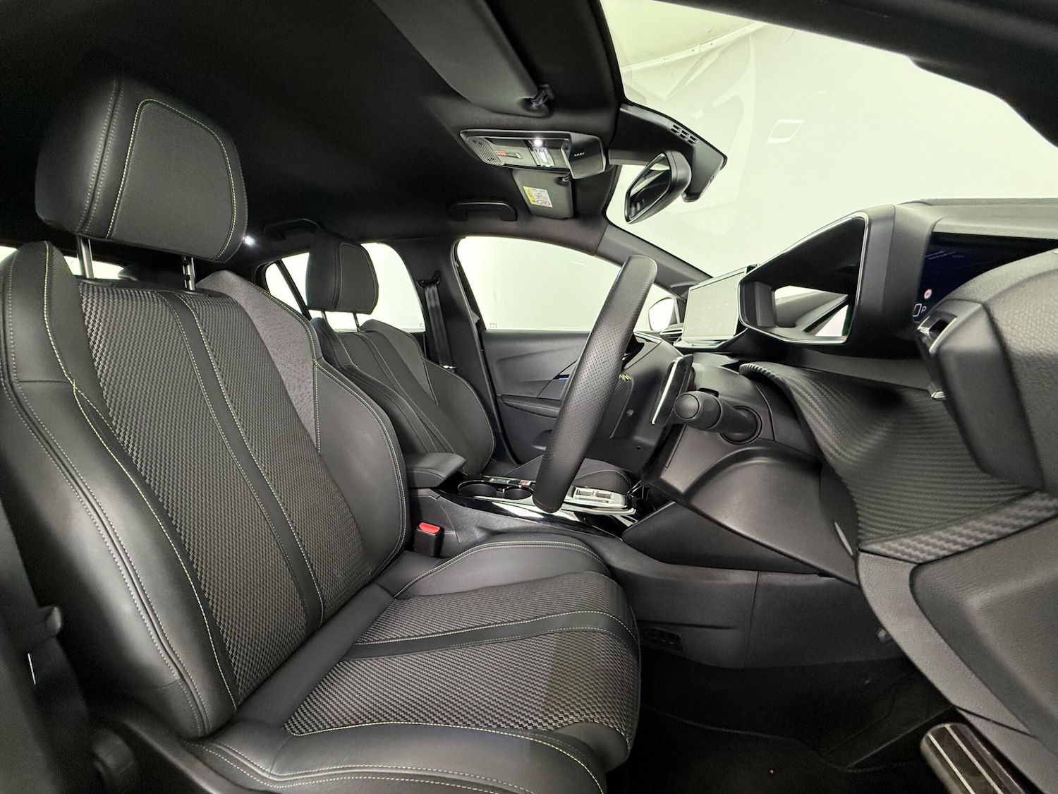 Used Peugeot 208 2025 for sale - 77182506: Photo 12