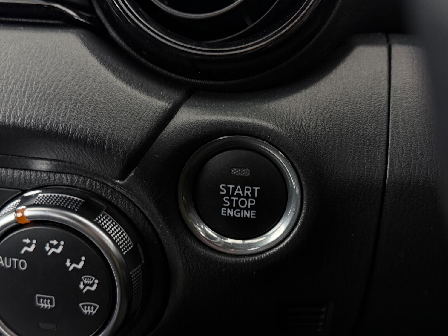 Used Mazda MX-5 2021 for sale - 76467384: Photo 37