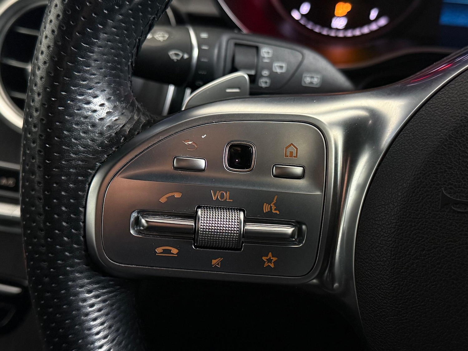 Used Mercedes-Benz GLC 2019 for sale - 77246416: Photo 19