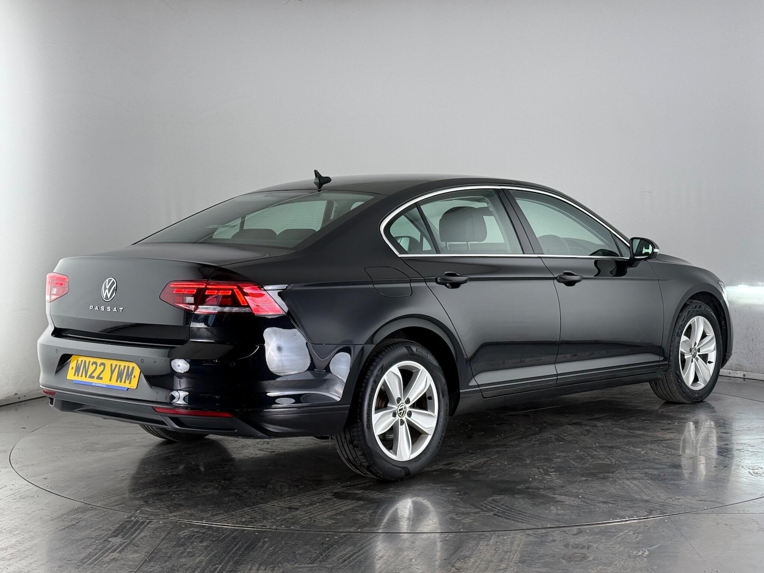 Used Volkswagen Passat 2022 for sale - 77216789: Photo 3