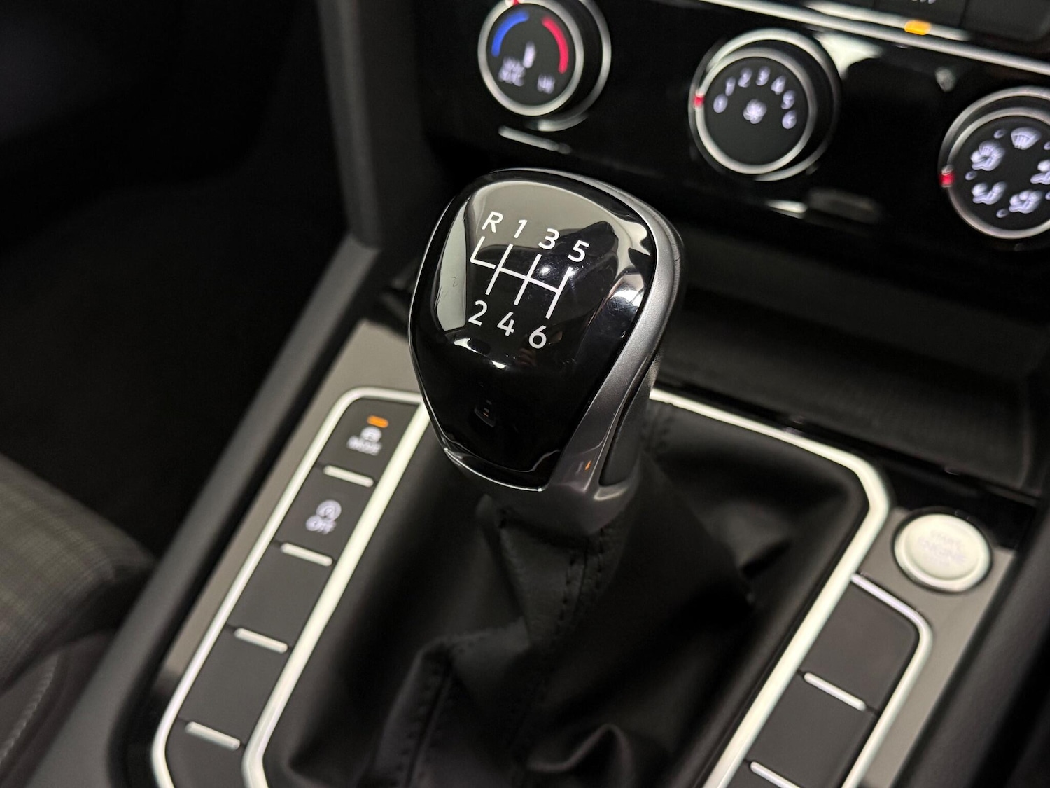 Used Volkswagen Passat 2022 for sale - 77216789: Photo 37