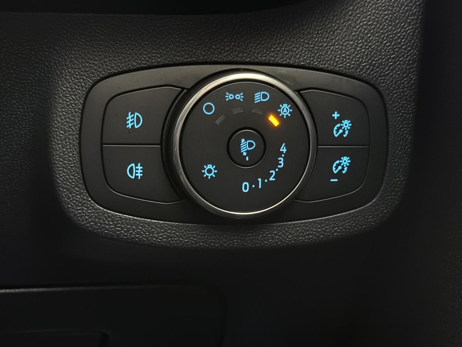 Used Ford Fiesta 2020 for sale - 77587408: Photo 16