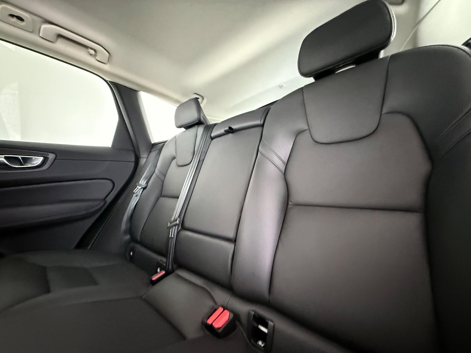 Used Volvo XC60 2022 for sale - 76645622: Photo 18