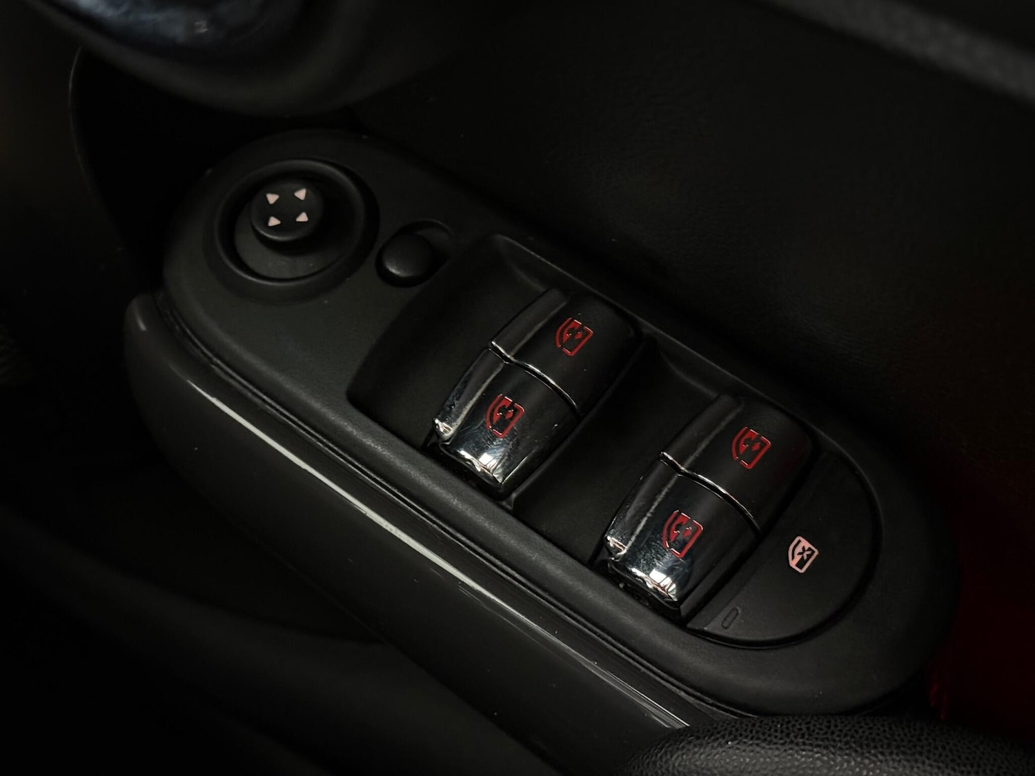 Used MINI Hatch 2019 for sale - 77054046: Photo 25