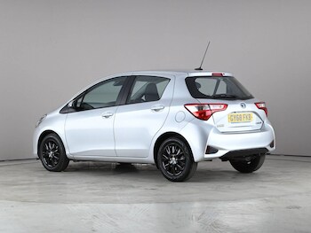 Used Toyota Yaris 2018 for sale - 78517605: Photo