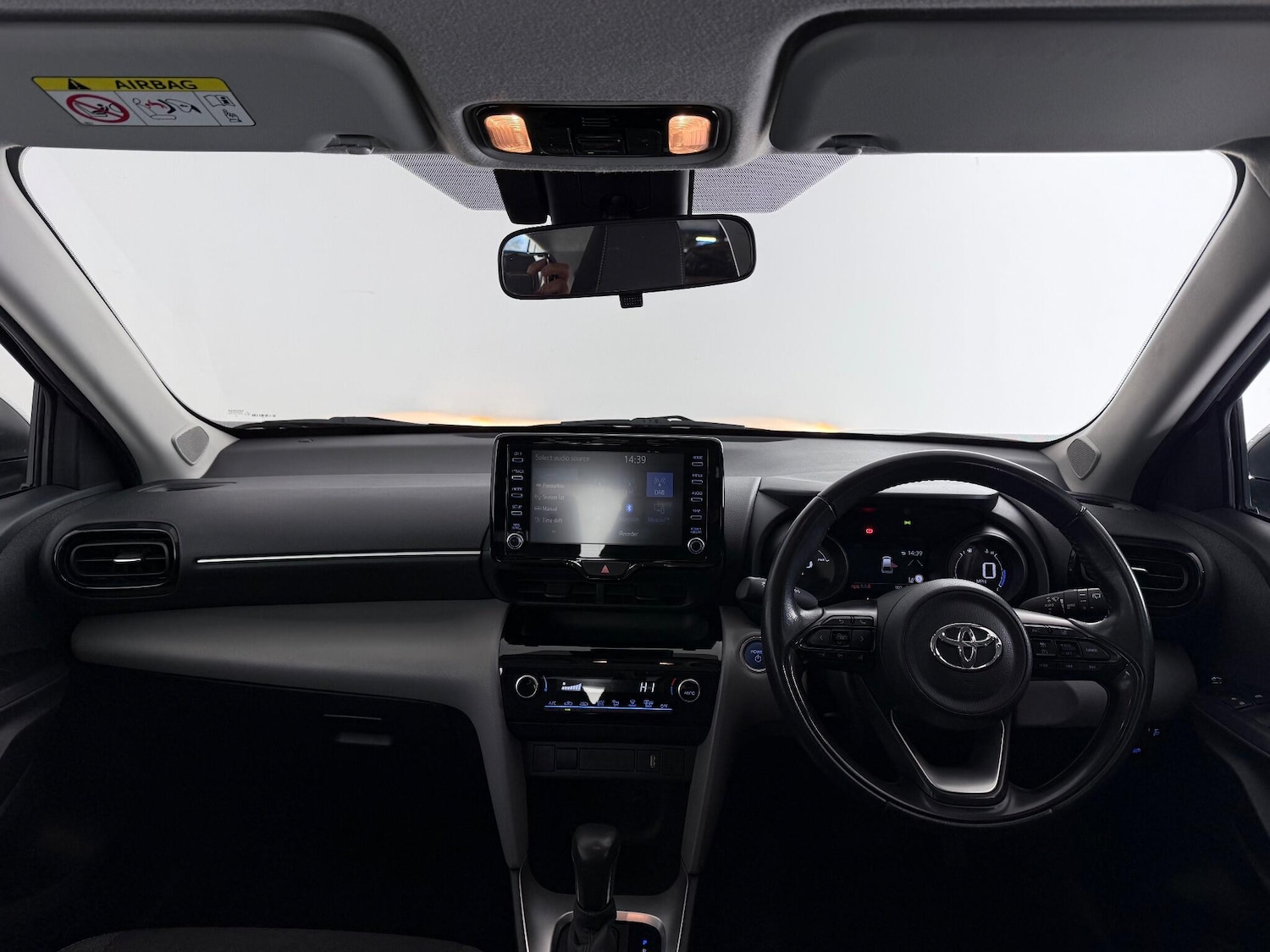 Used Toyota Yaris Cross 2022 for sale - 77182790: Photo 15