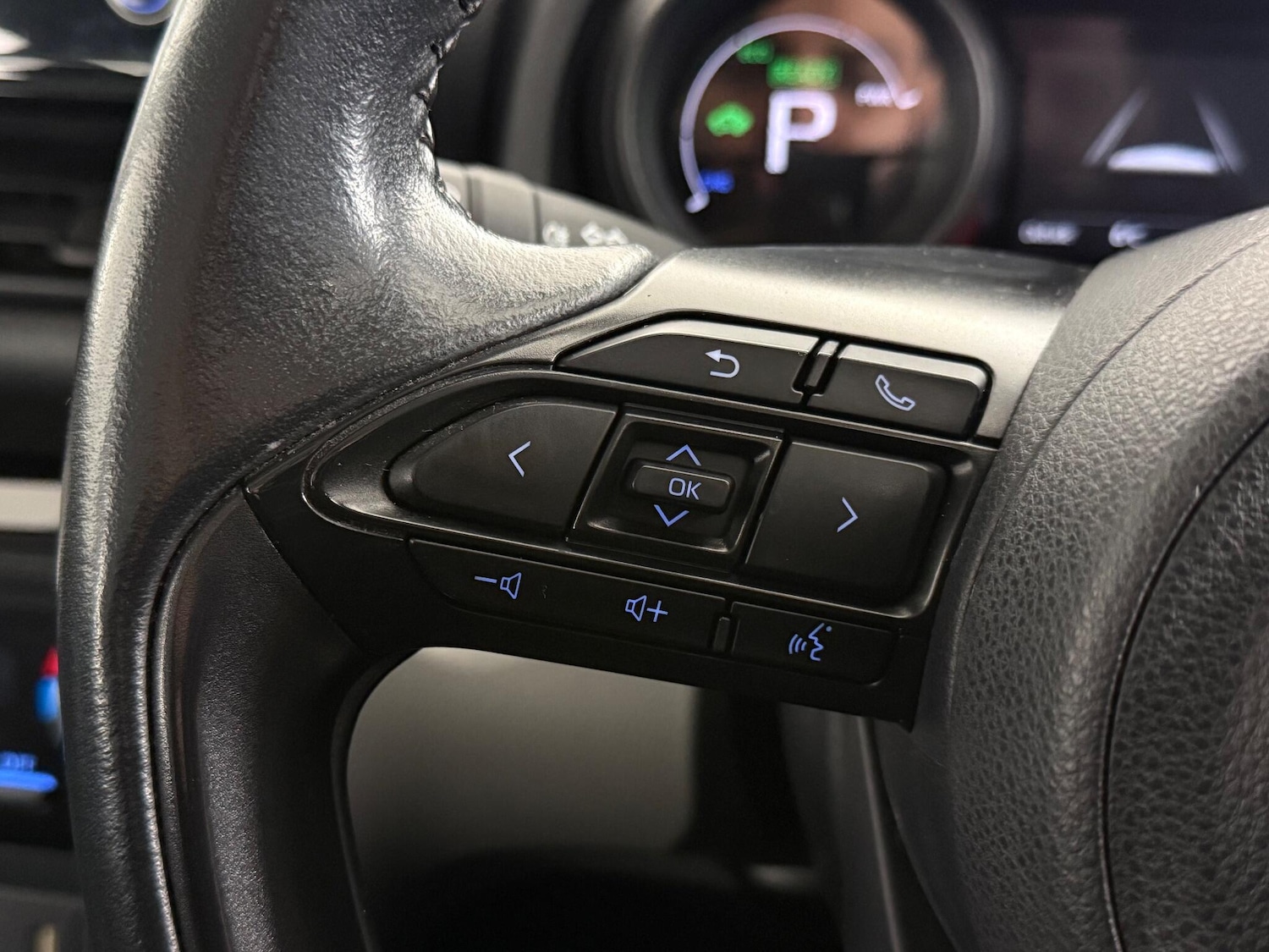 Used Toyota Yaris Cross 2022 for sale - 77182790: Photo 17