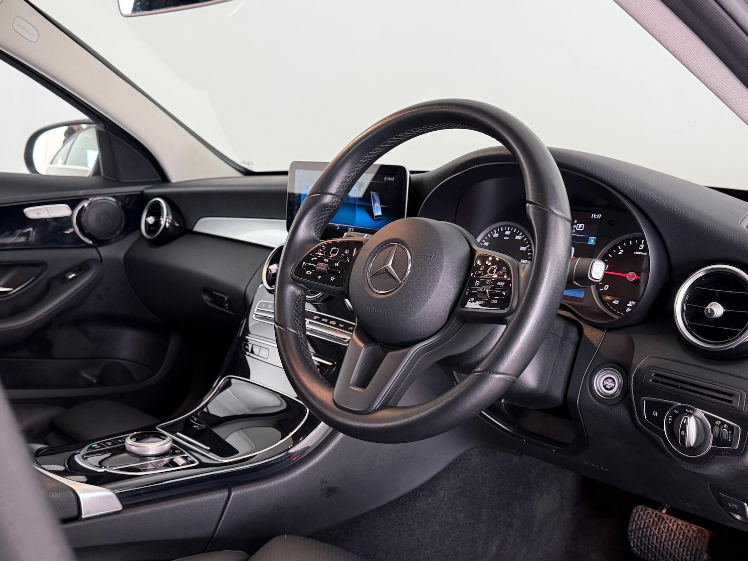 Used Mercedes-Benz C Class 2020 for sale - 77182957: Photo 10