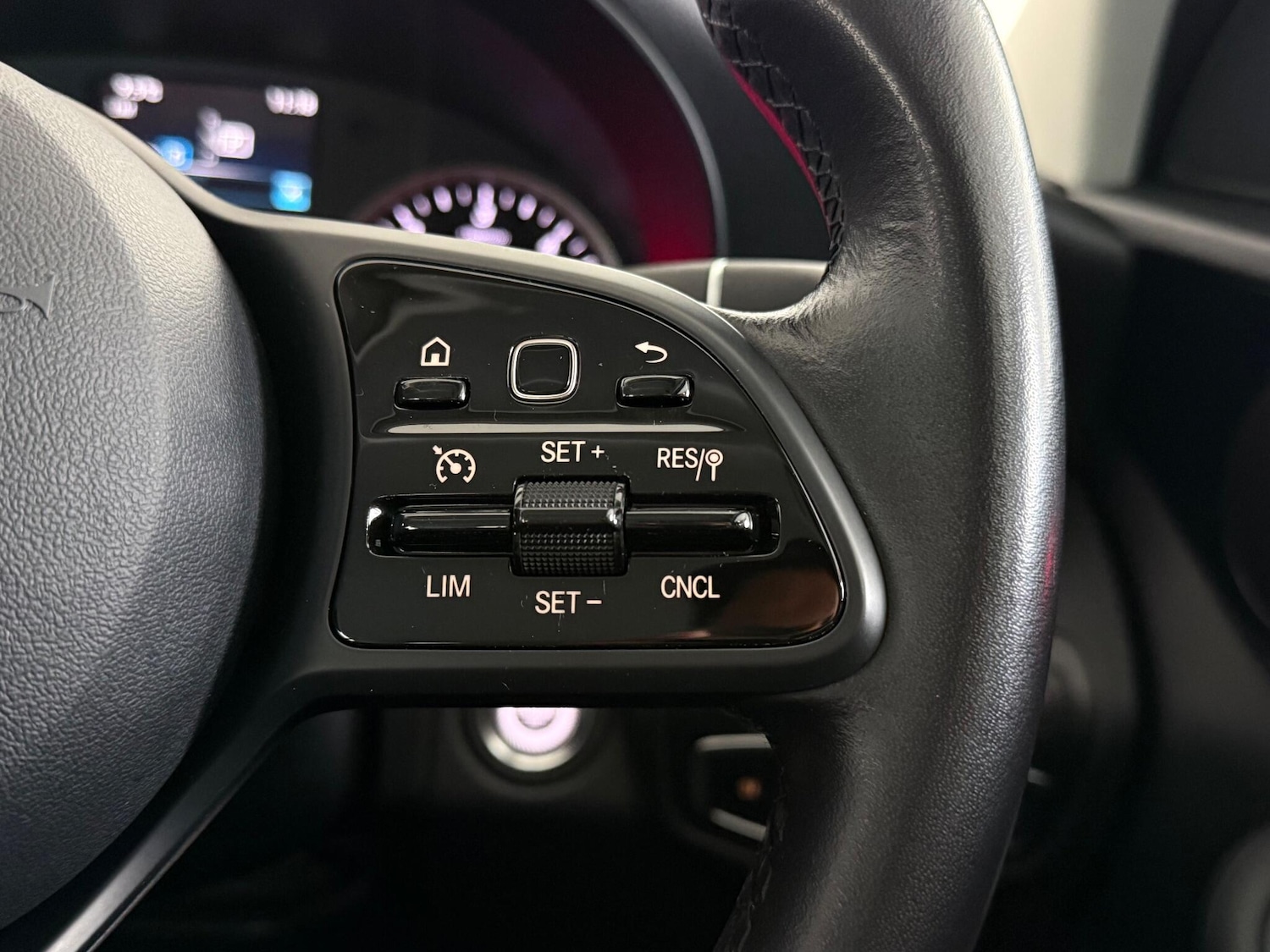 Used Mercedes-Benz C Class 2020 for sale - 77182957: Photo 17