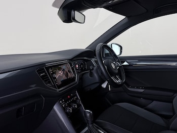 Used Volkswagen T-Roc 2020 for sale - 78797403: Photo