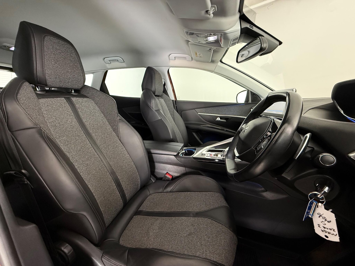 Used Peugeot 3008 2018 for sale - 77182386: Photo 10